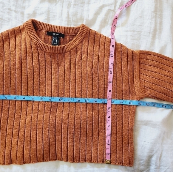 Forever 21 cropped ribbed Rusty Orange crew neck sweater top size medium - Picture 2 of 5